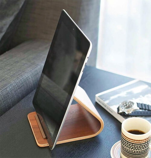 おしゃれなタブレットスタンド・iPadスタンド11選。かわいいデザインや木製もおすすめ
