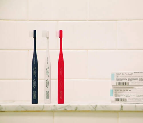 おしゃれな歯ブラシのおすすめ11選。かわいいデザインからシンプルなモノトーンまで